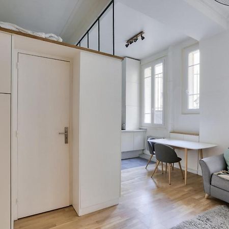 Estudio con encanto - París 18ème arrondissement Apartamento Exterior foto