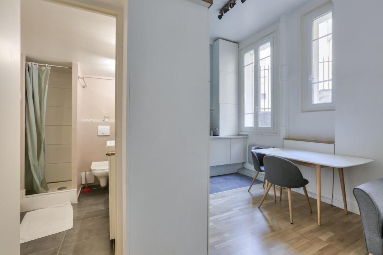 Estudio con encanto - París 18ème arrondissement Apartamento Exterior foto